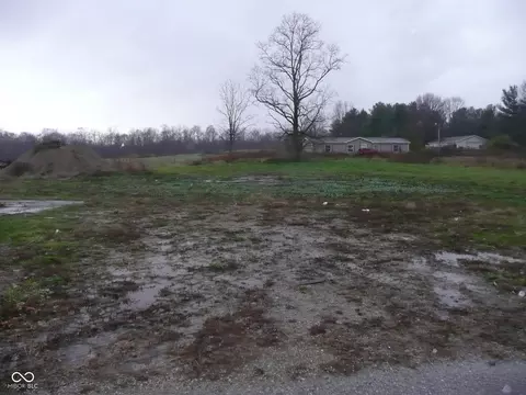 3744 Smelser Rd, Centerville, IN 47330
