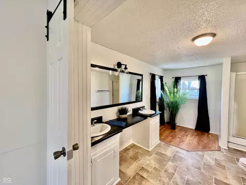 631 Della Rd, Columbus, IN 47203 photo 14