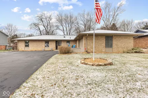 8026 Delbrook Dr, Indianapolis, IN 46260