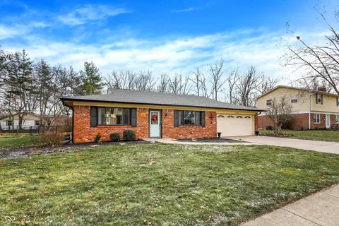 311 Concord Ln, Carmel, IN 46032