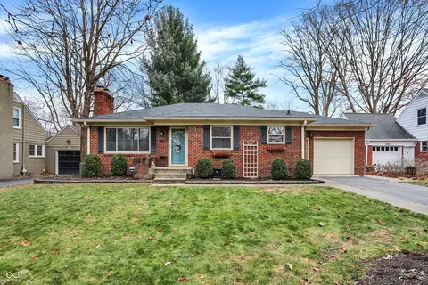 6005 Hillside Avenue Dr W, Indianapolis, IN 46220