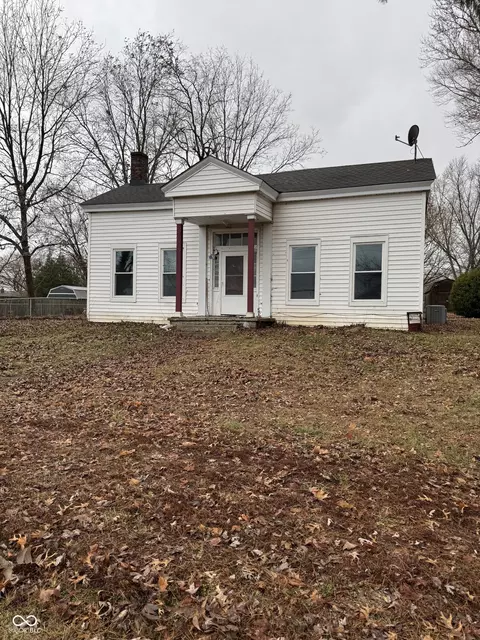 1316 S Nineveh Rd, Franklin, IN 46131