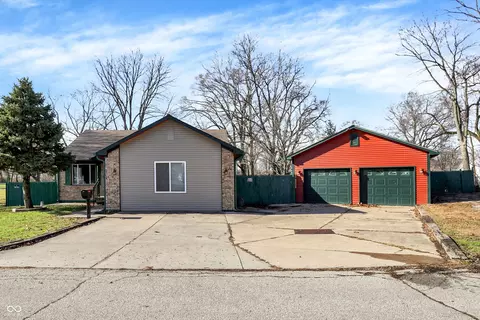 513 Mary St, Shelbyville, IN 46176