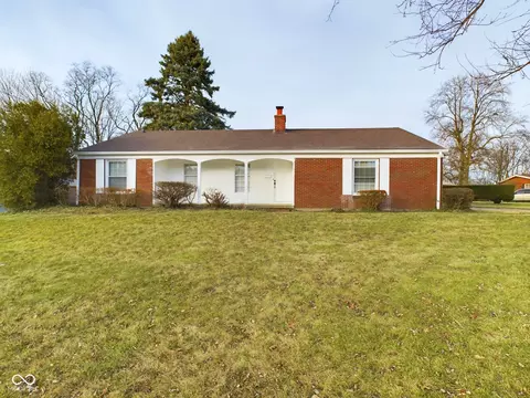 2218 Atwood Dr, Anderson, IN 46016