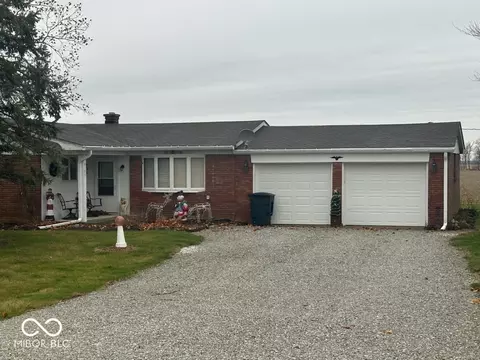 9105 N 200 W, Fountaintown, IN 46130