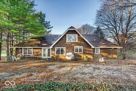 2198 N Hickory Blvd, Greenfield, IN 46140