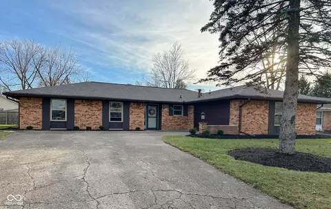 9551 Gemini Dr, Indianapolis, IN 46229