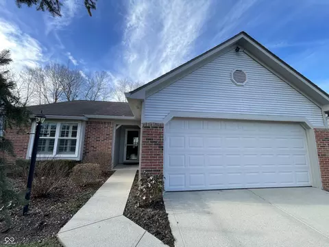 11336 Cherry Blossom W Dr, Fishers, IN 46038