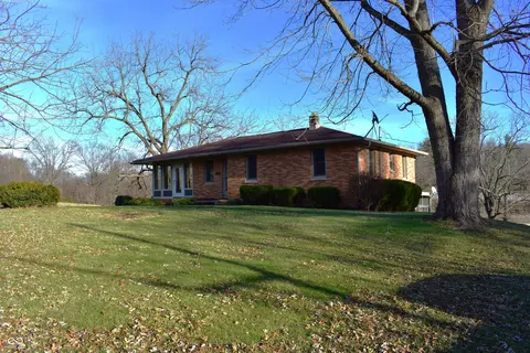 5155 Turkey Track Rd, Martinsville, IN 46151