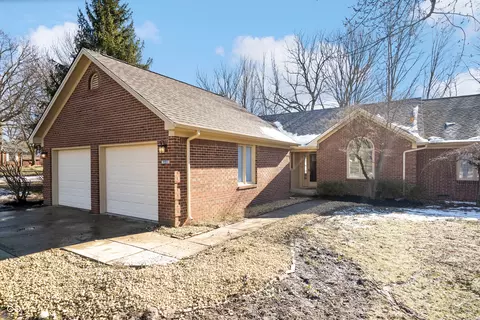 9110 W Point Dr, Indianapolis, IN 46268