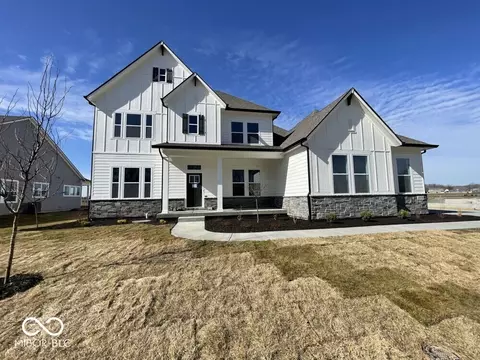 19578 Wood Farm Pl, Westfield, IN 46074