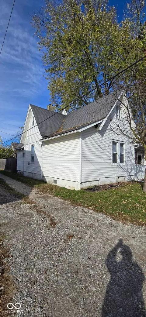 240 S Marion St, Martinsville, IN 46151