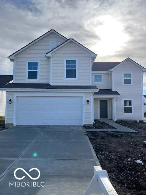 284 Evening Bay Ct, Pendleton, IN 46064