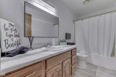 Bath - 4208 Epler Ave, Indianapolis, IN 46237 photo 3 of 3