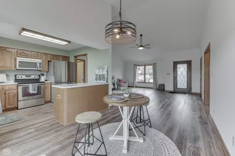 Dining - 4208 Epler Ave, Indianapolis, IN 46237 photo 3 of 3