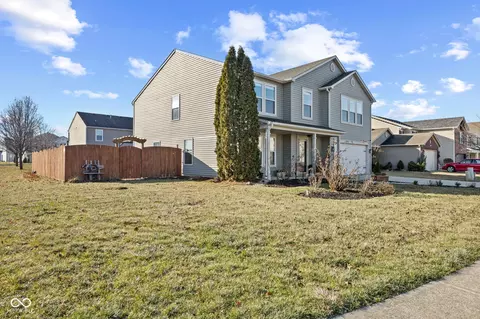 9549 W Quarter Moon Dr, Pendleton, IN 46064 photo 4