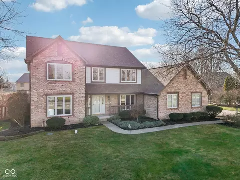 1451 Clearwater Ct, Carmel, IN 46032