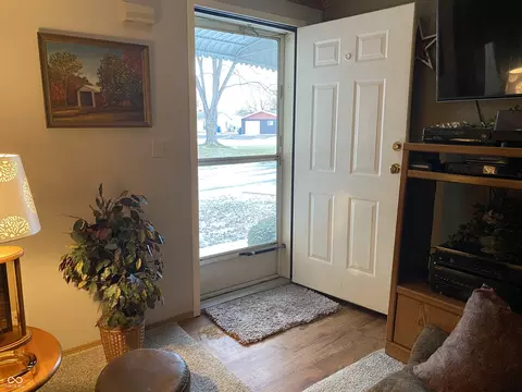 108 Harlan Ave, Covington, IN 47932 photo 5
