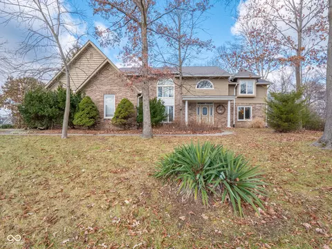 8530 Bluefin Cir, Indianapolis, IN 46236
