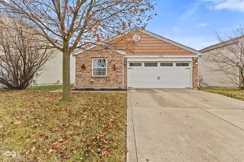 1705 Blue Grass Pkwy, Greenwood, IN 46143