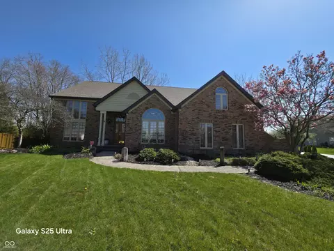 8429 Admirals Cv, Indianapolis, IN 46236