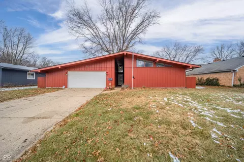 827 Bittersweet Ln, Anderson, IN 46011