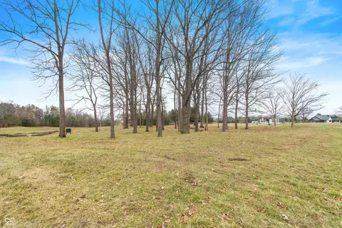 1520 Asherwood Ln, Carmel, IN 46032