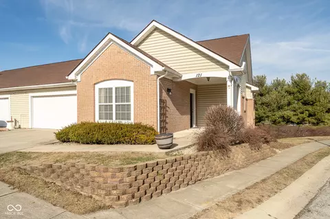 121 Autumn Glen North Dr, Greencastle, IN 46135