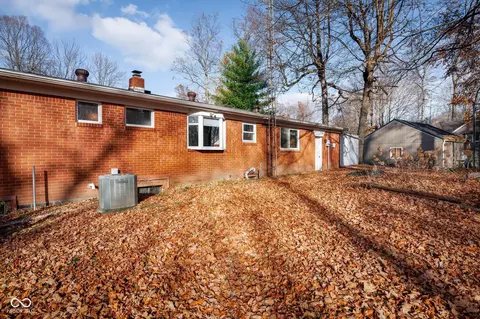 Exterior - 99 E Sycamore Dr, Springport, IN 47386 photo 10 of 13