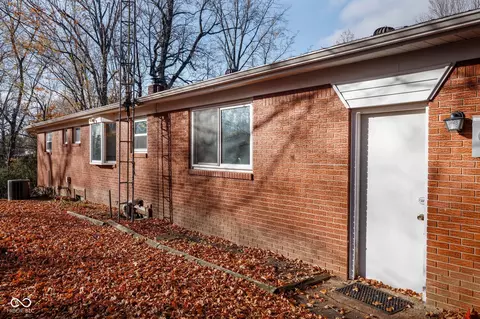 Exterior - 99 E Sycamore Dr, Springport, IN 47386 photo 9 of 13