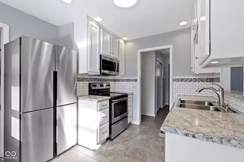 Kitchen - 2037 E 106th St, Carmel, IN 46032 photo 1 of 4