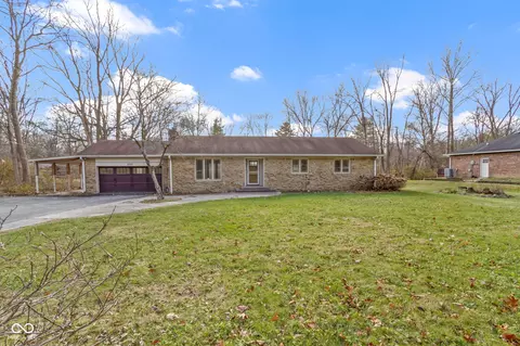 2037 E 106th St, Carmel, IN 46032