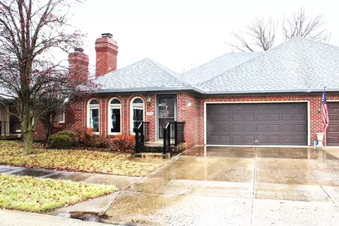 239 Andrews Boulevard East Dr, Plainfield, IN 46168