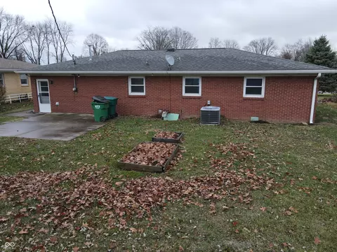 Exterior - 218 Brookside Ln, Plainfield, IN 46168 photo 6 of 7
