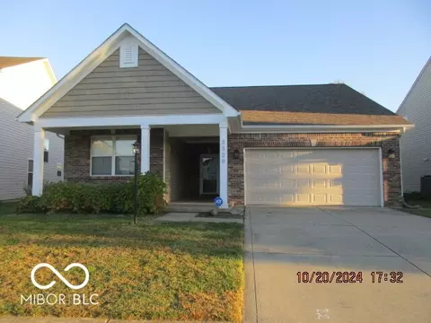 2529 Orchard Creek Dr, Columbus, IN 47201