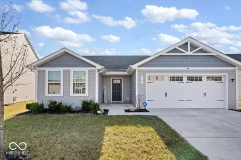 3141 E Maygrove Dr, Danville, IN 46122