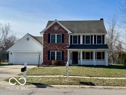 5848 Oakcrest Dr, Indianapolis, IN 46237