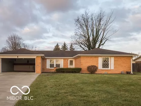 450 Heritage Dr, Danville, IN 46122