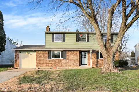 2710 Pawnee Dr, Indianapolis, IN 46229