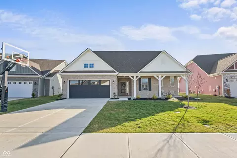 1043 Macoun Dr, Westfield, IN 46074