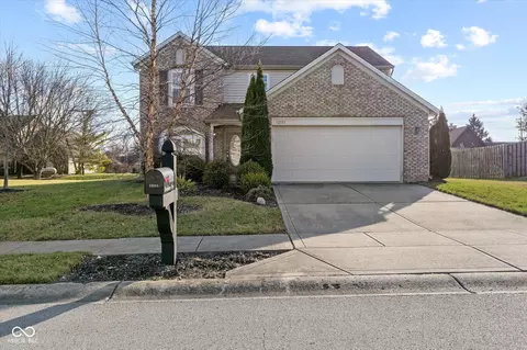 12551 Brookhaven Dr, Fishers, IN 46037
