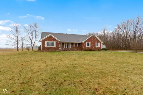 995 E 256th St, Sheridan, IN 46069