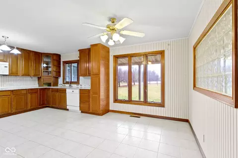 995 E 256th St, Sheridan, IN 46069 photo 8