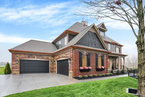 11683 Cold Creek Ct, Zionsville, IN 46077