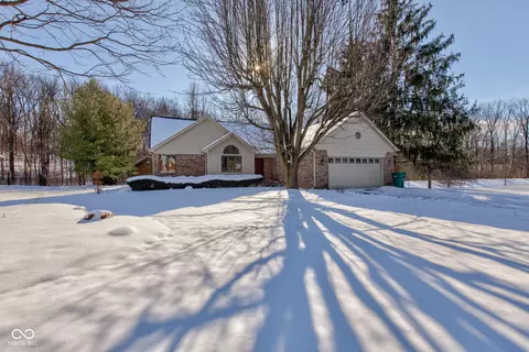 6361 Crystal Springs Dr, Avon, IN 46123