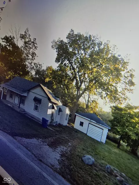 7739 Mooresville Rd, Indianapolis, IN 46183