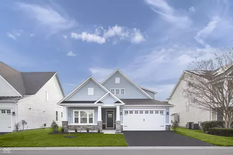 633 Jefferson St, Fortville, IN 46040
