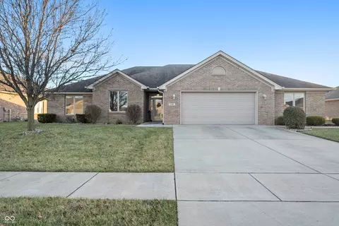 5101 W Quincy Ct, Columbus, IN 47203
