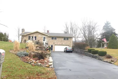 1224 S Maple Dr, Greensburg, IN 47240