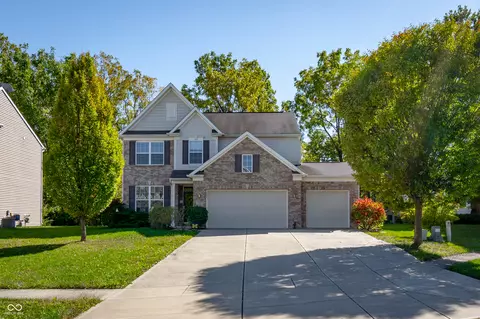 1167 Old Vines Ct, Greenwood, IN 46143